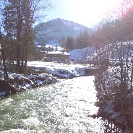 Le Savoyard Chalet *